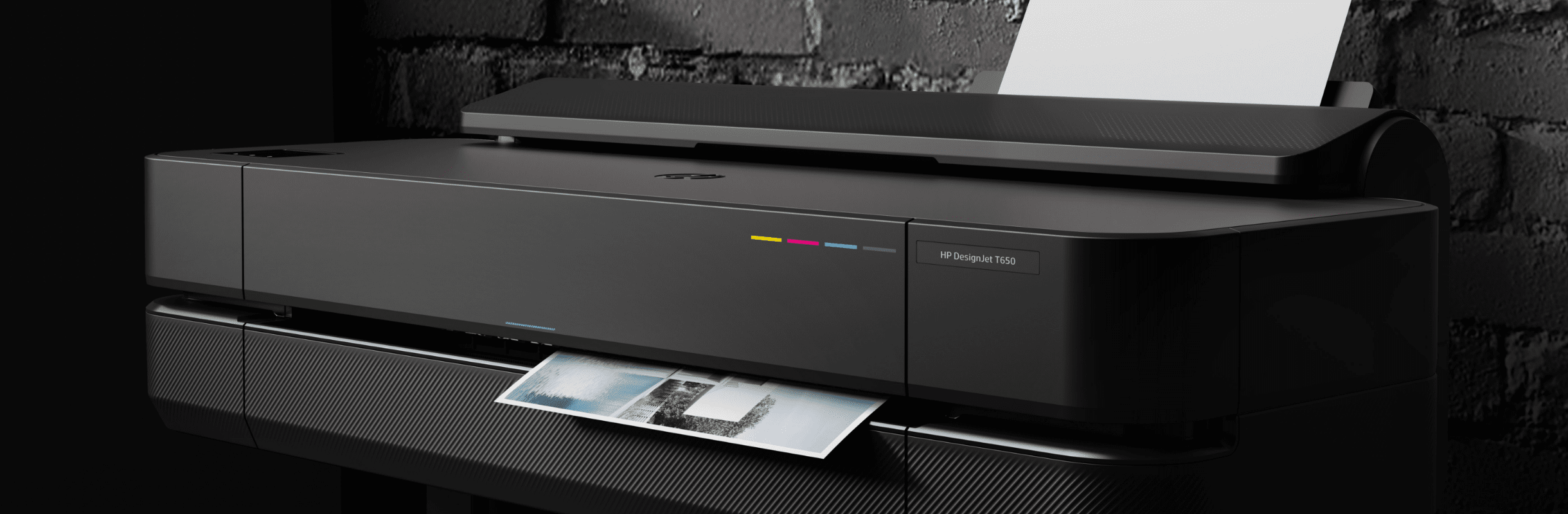 Close-up of the HP DesignJet T600 plotter with printed media